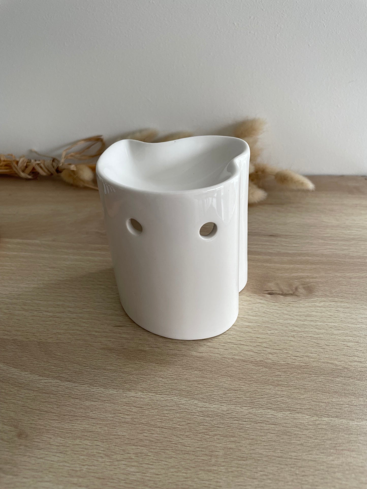 Bruleur diffuseur parfum d'ambiance maison decoration interieure en forme de coeur ceramique ideal pour fondant parfume bien etre detente bougie