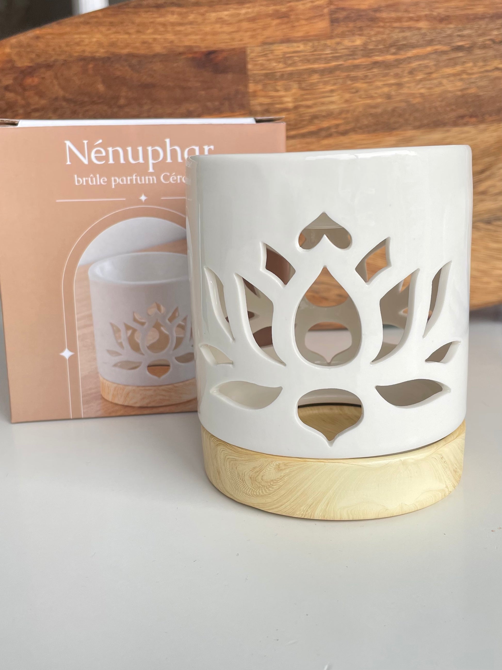 Brule parfum pour fondants parfumes bougies avec bougie chauffe plat pour diffuser votre parfum préféré dans votre maison avec des produits artisanaux fait main