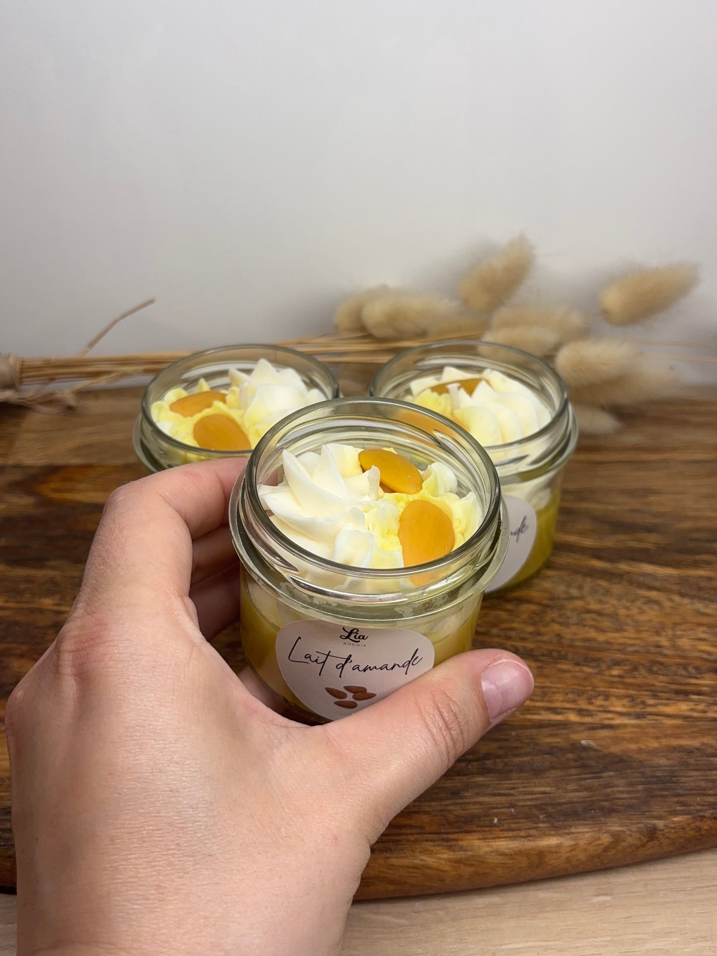 Bougie gourmande senteur Lait d’amande