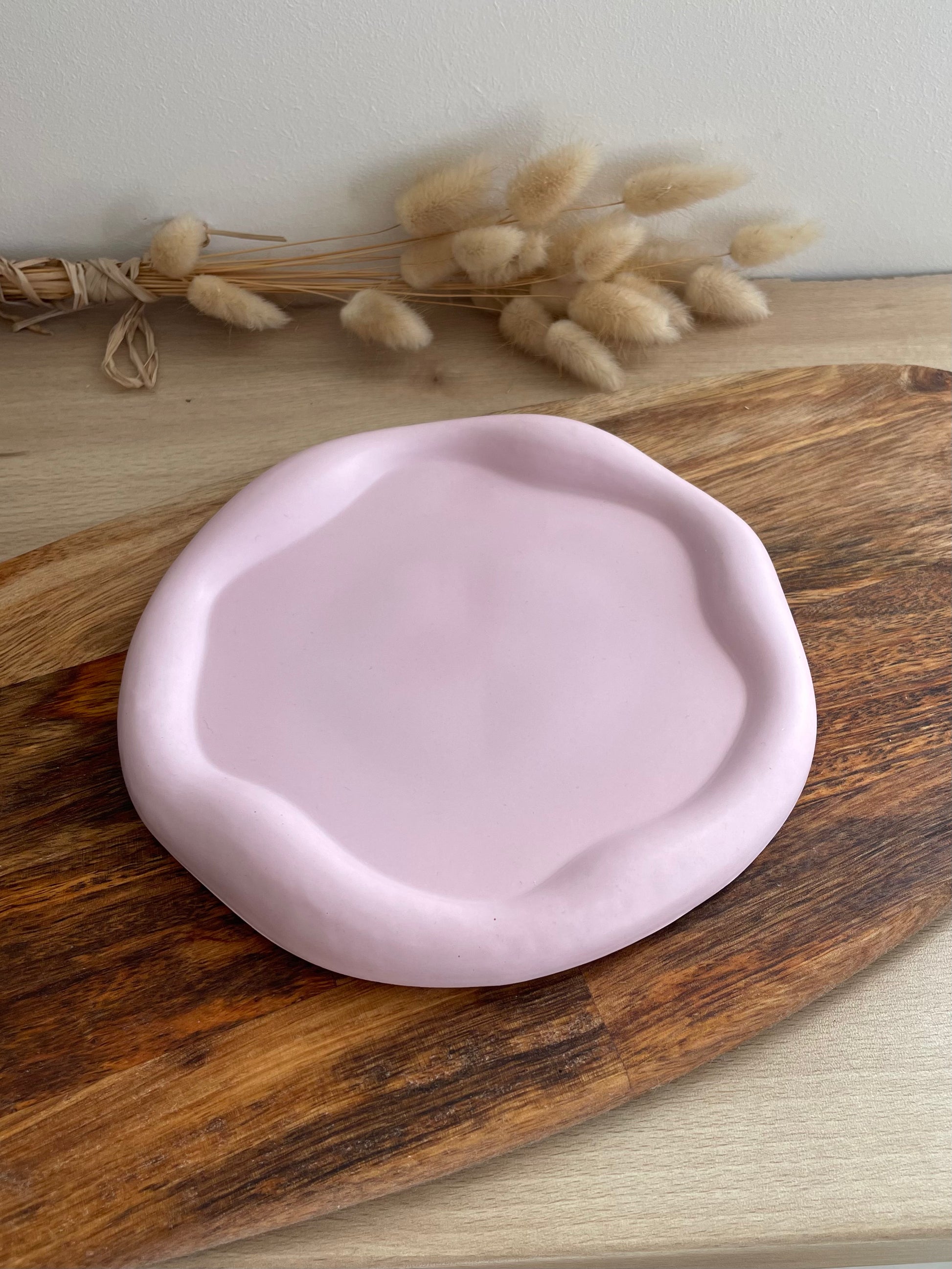 Plateau decoratif vide poche decoration interieure fait main artisanal en jesmonite pose bougie en forme de nuage